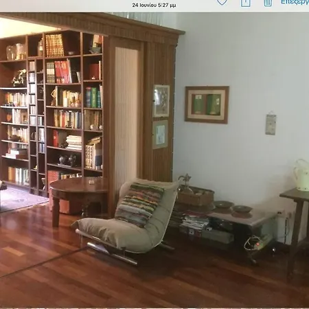 Large Comfortable House Near Old Town-free Bikes Vakantiehuis *