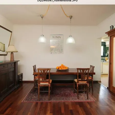 Large Comfortable House Near Old Town-free Bikes Vakantiehuis *