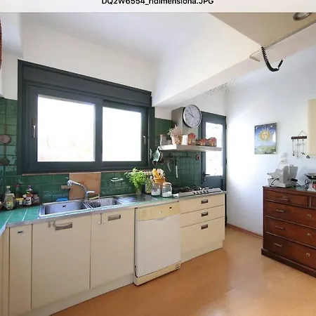 Hébergement de vacances Large Comfortable House Near Old Town-free Bikes